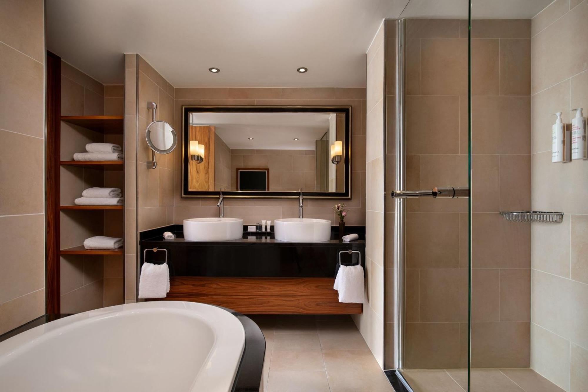 Hotel Marriott Rive Gauche & Conference Center Paris